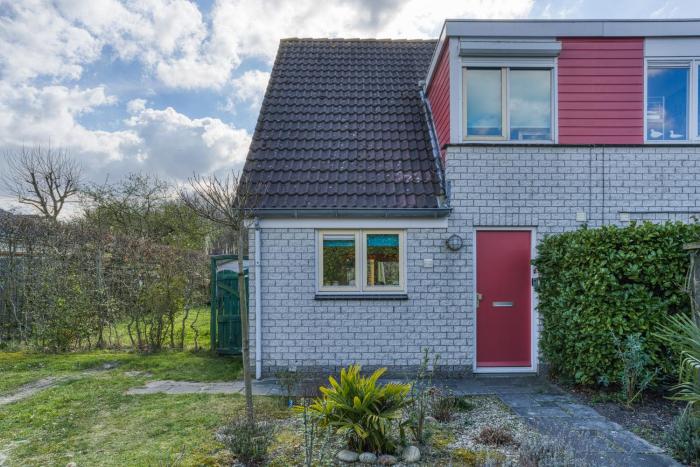 Vakantiehuis, Villapark Oesterbaai 39, aan zee, grenzend aan speeltuin