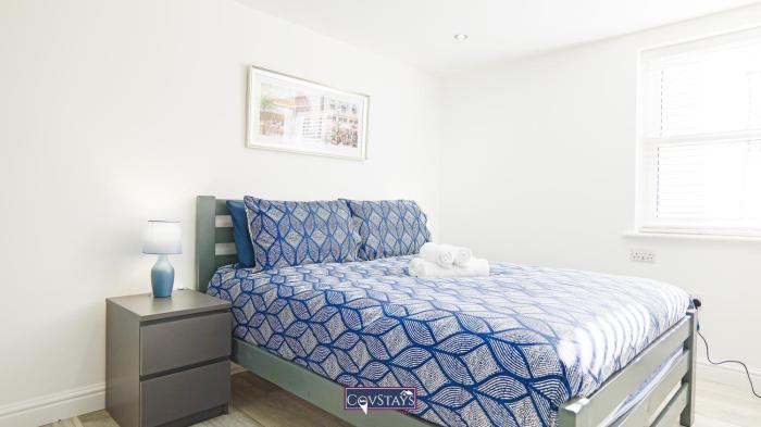 Old Silk Apartments - Luxury Studios, 1 & 2-beds in Coventry City Centre by COVSTAYS