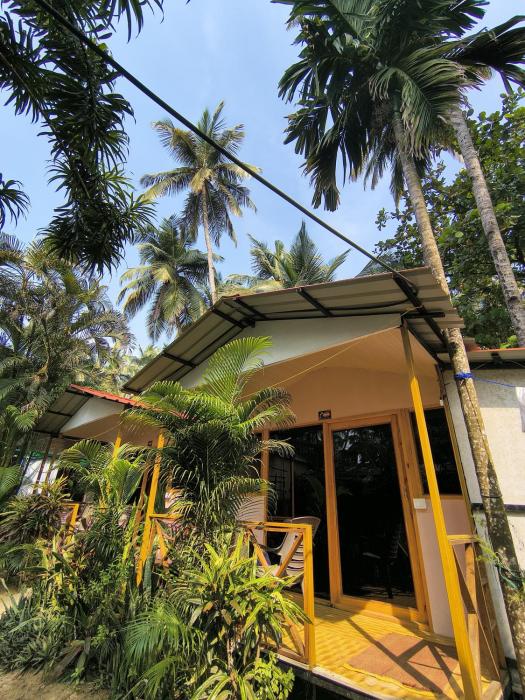 Janisha Cottages