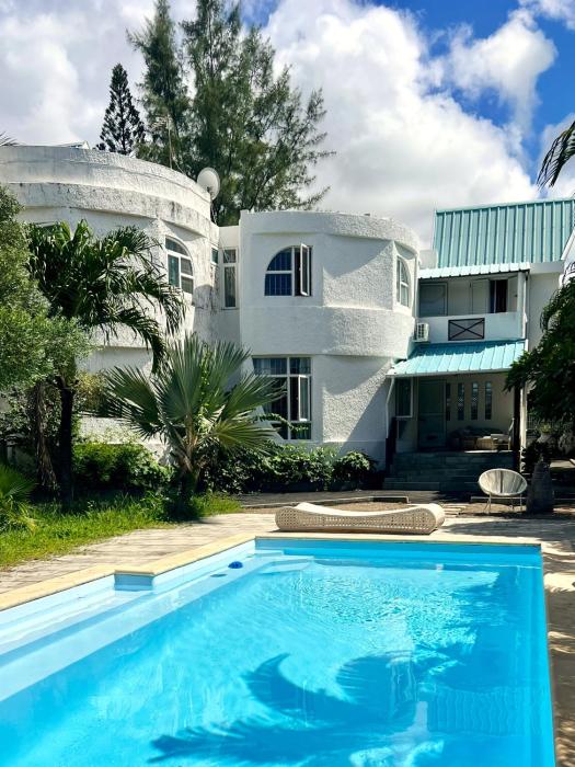 Lakaz Bigorno - Villa 200m from Blue Bay Beach