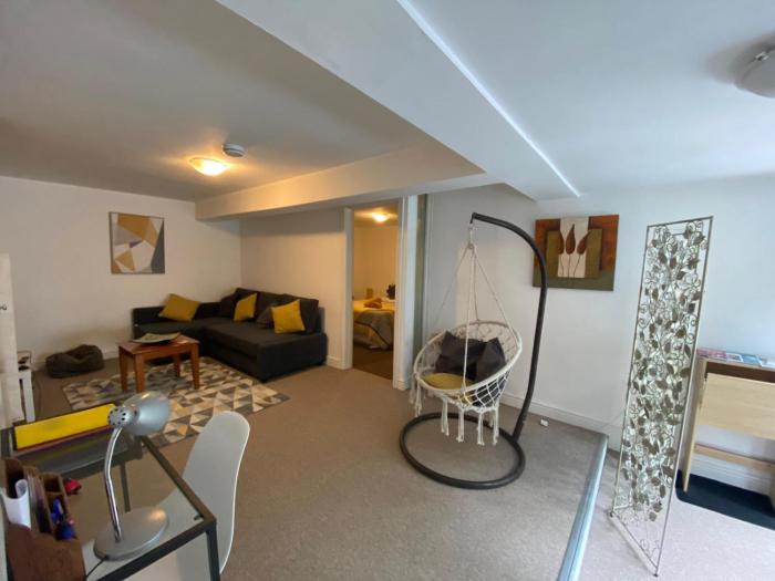The Hanham Retreat