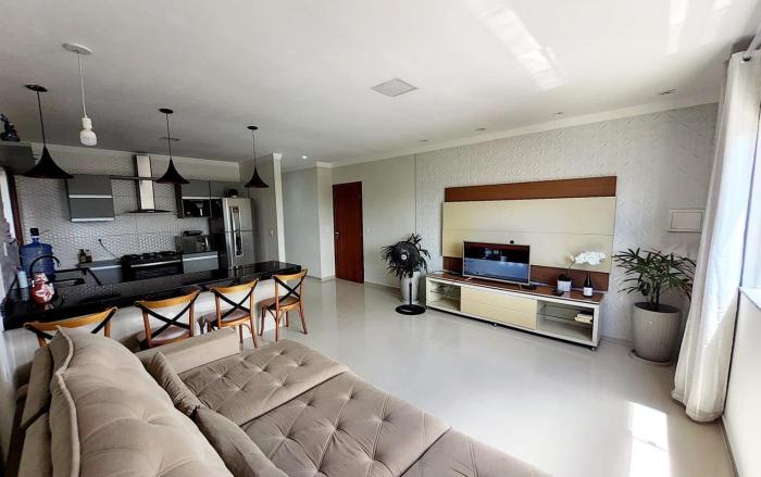 Apto amplo com 24 xurupita na orla de porto