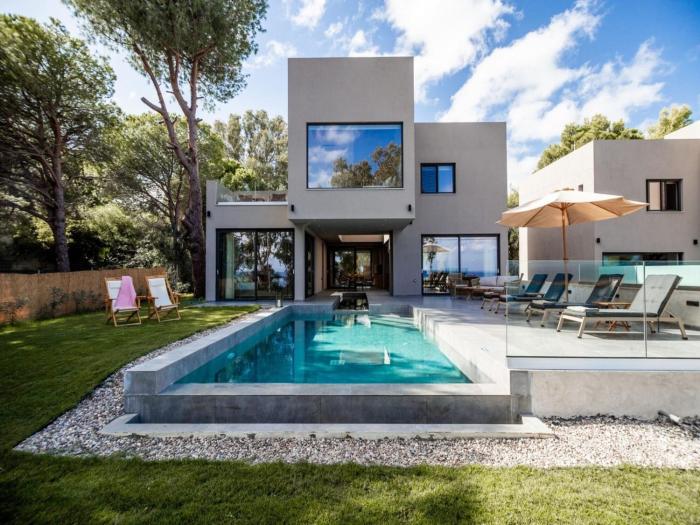 Villa in Zakynthos with Sea Views & Pool