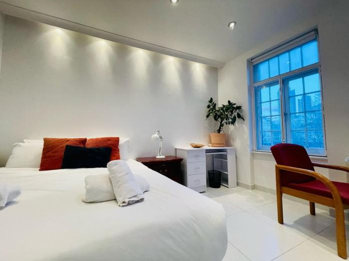 Stylish Modern Stay in the Heart City of London St Paul Smithfield Barbican