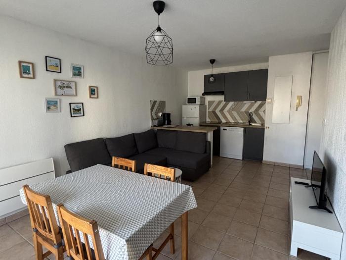 Appartement T2 avec piscine à Biscarrosse Bourg, proche plages du lac et océan, 4 pers, centre-ville - FR-1-319-454