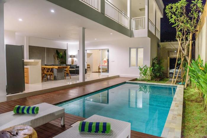 3BR Villa4 Oberoi Seminyak,18m walk to the beach