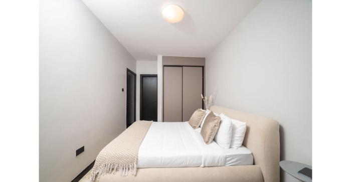 Loocid Apartment at Astoria