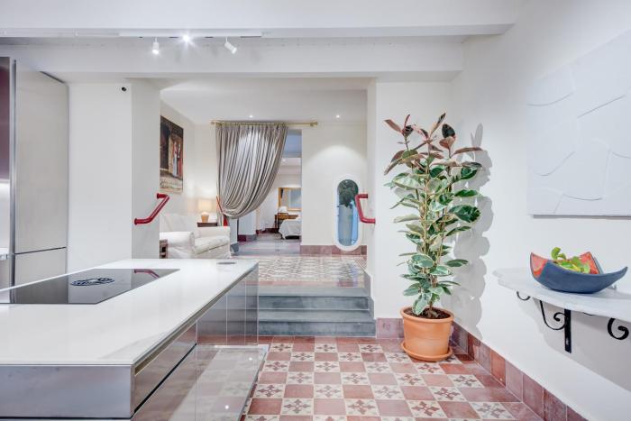 Right House - Stampace Historic Centre