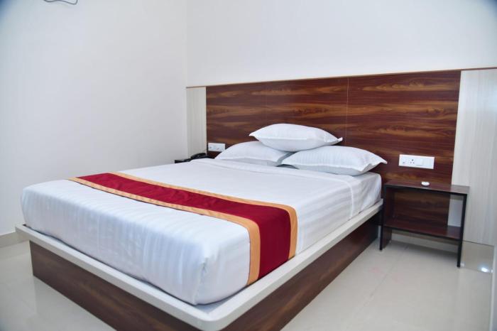 Golden Keys Hotel Chikkabanavara