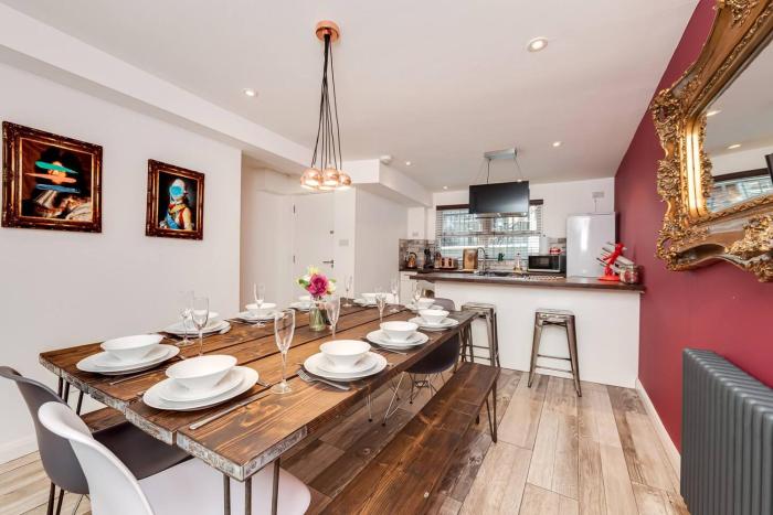 Brighton the One - Seafront & Pier Minutes Away!