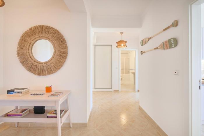 Vieira Beach House - Spacious 3 BR Apartment with Sea View