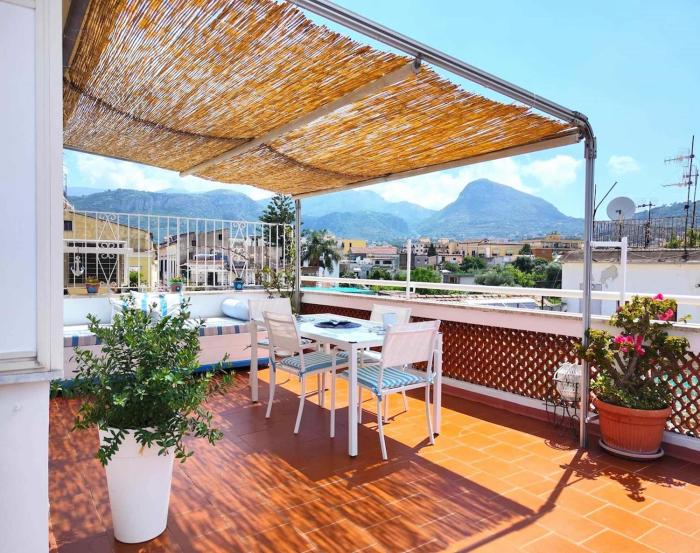 Puesta del Sol - Home Holdays