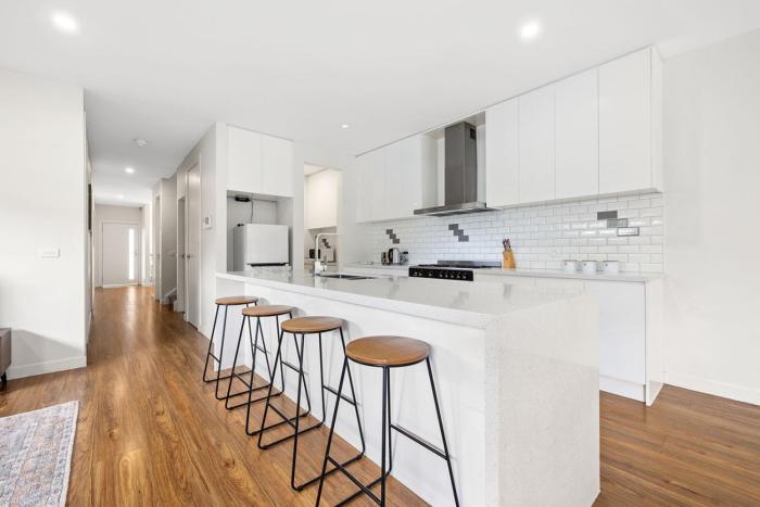 Domi Rentals - The Rayhur Residence