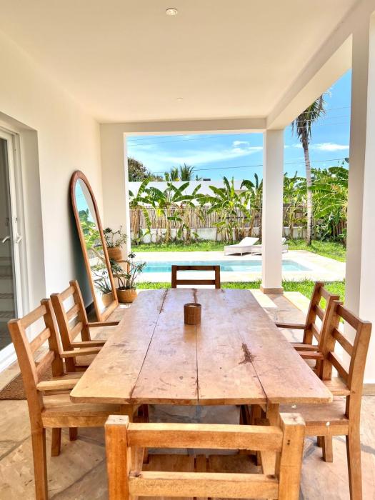 Villa Taamoyo - Entire Villa with Private Pool