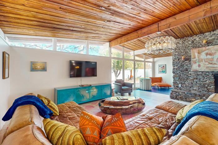 Lounge Poolside Scottsdale Gem with Game Room!