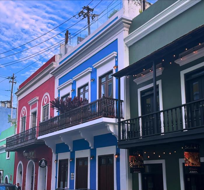 352 Boutique Guest House