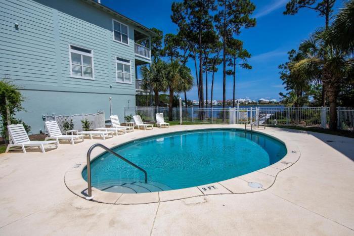 Salty Eagle Overlook