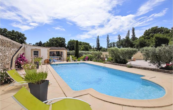 Beautiful Home In Lancon De Provence