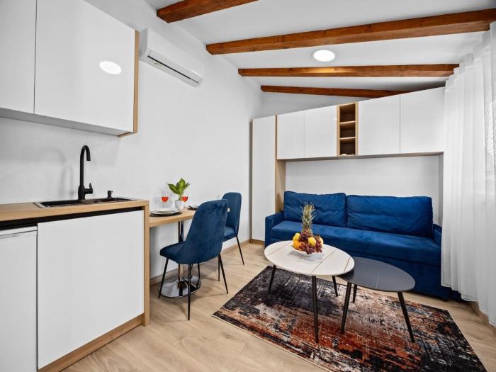 Studio in Pula with Sea View Terrace