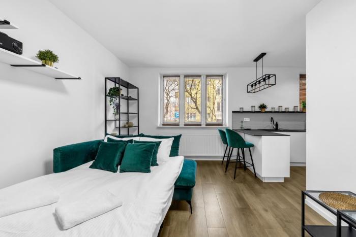 Warszawa Koło Malachite Studio