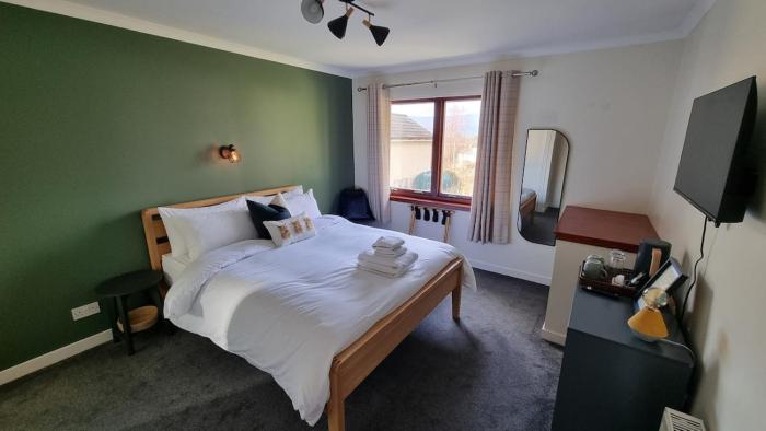 Brae an Fraoch - King Bed, Room 1