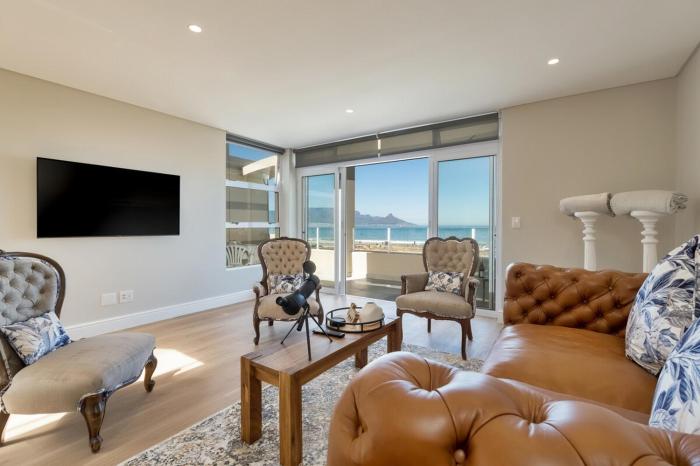 Elegant Beach front Villa