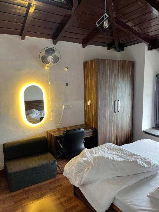 HIMALAYANBLUES COTTAGES&STAYS