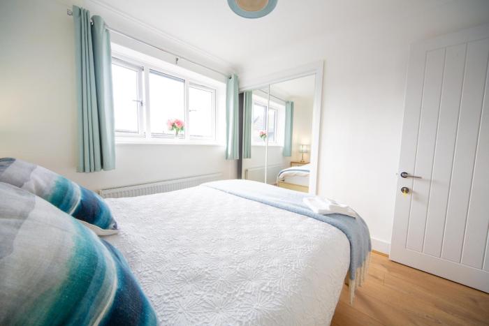 Trethvor House FREE PARKING Double - Separate Private bathroom for sole use