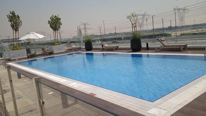 Smart & Modern Living in Heaven!