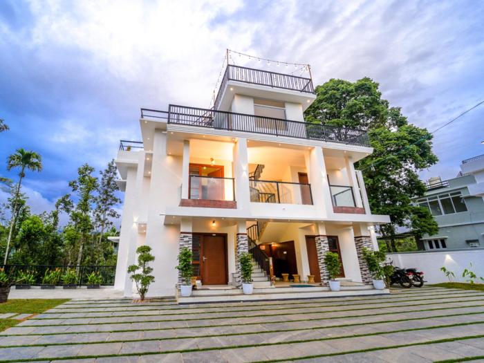 Oasis Apartment with Pool in Vythiri