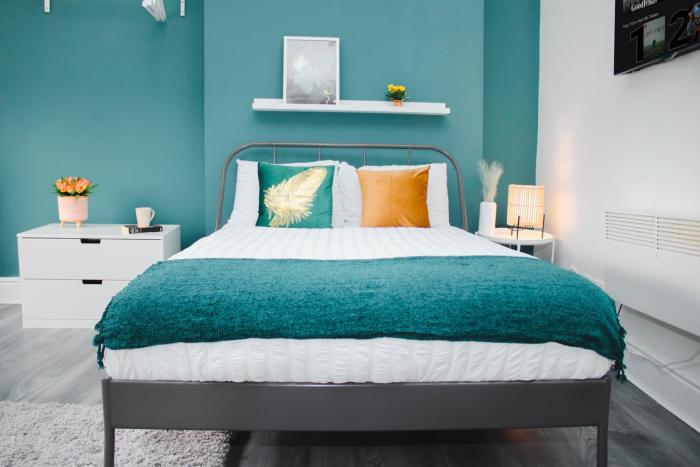 Contractor Studio - Liverpool L5 - Sleeps 3