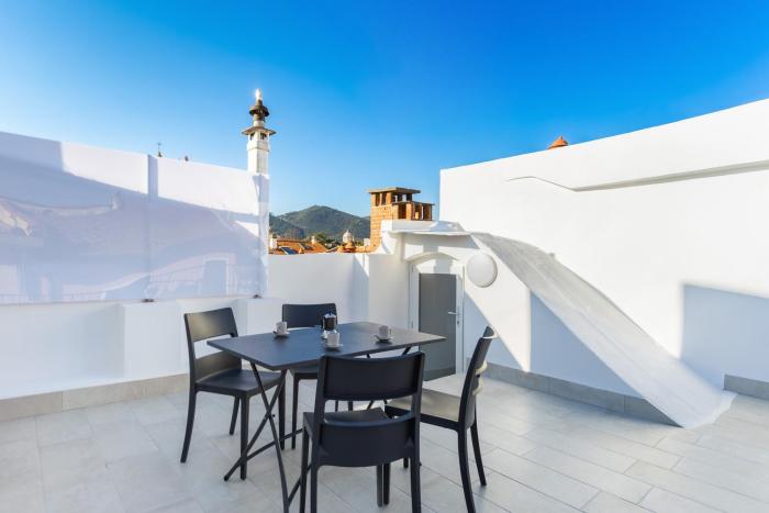 Hostdomus - Azure Loft FREE GARAGE