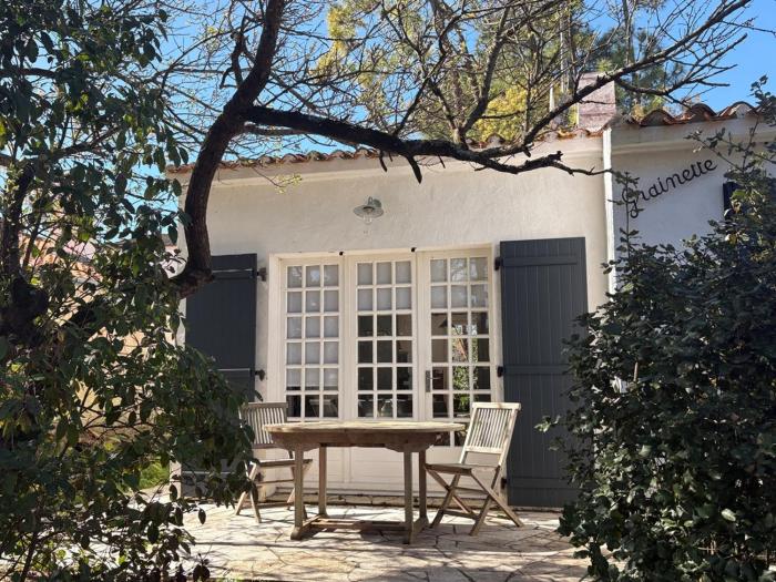 Maison pour 6 pers. proche forêt, terrasse, animaux admis - FR-1-323-469