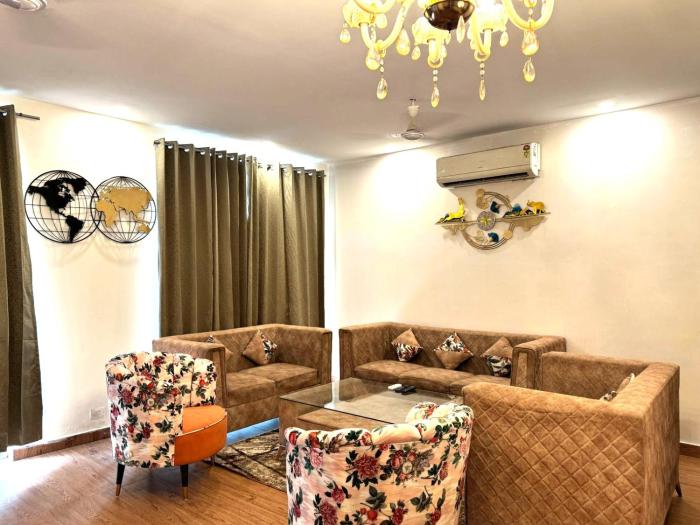 Fortune Home Service Apartment 2Bhk ,E28 Saket 1A