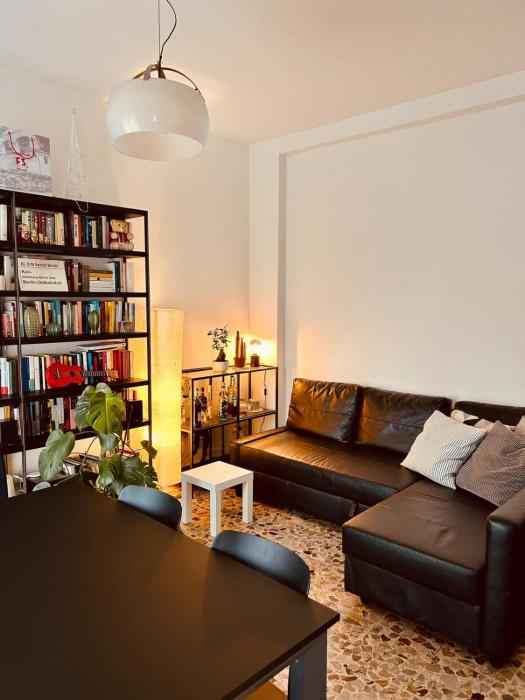 Cozy apartment in NW Milan