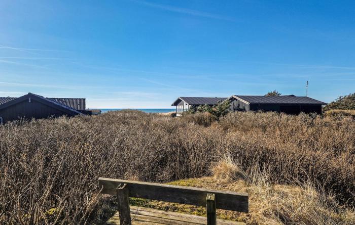 3 Bedroom Cozy Home In Løkken