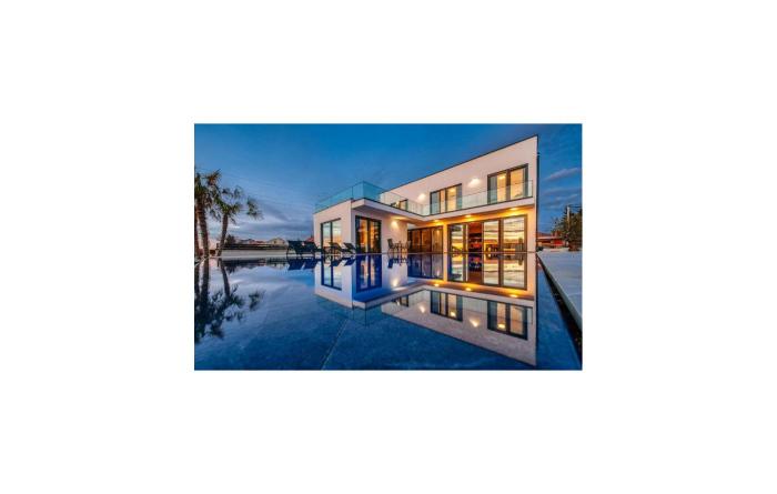 Lovely Home In Smokovic