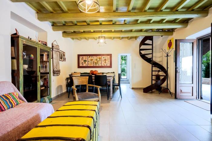 Telesillas home
