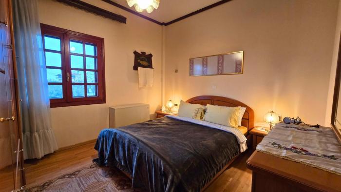 Family-friendly apartment in a village house 25 km and 30 mins away from Thessaloniki