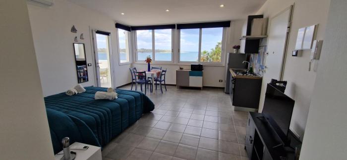 Brezza Marina - Monolocale Luxury con terrazzo