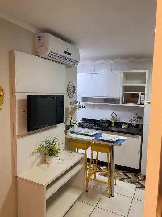 609 kitnet Rua S João-UEM-Mga-PR