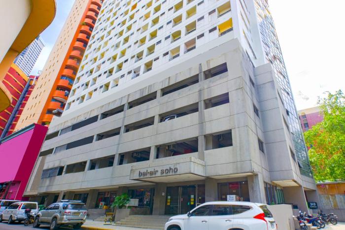 OYO 769 Poblacion Suites Polaris