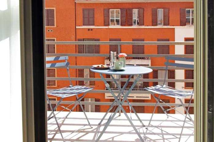 YCH-Eleganza e confort vicino metro re di Roma