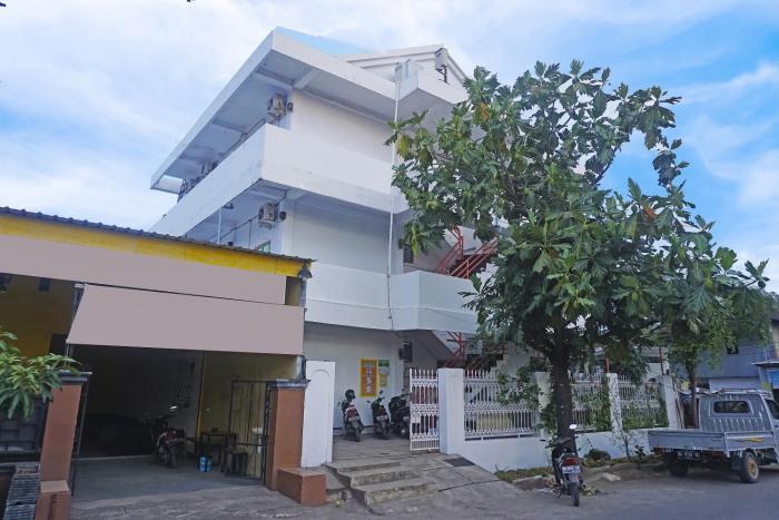 Hotel O Anggrek Homes Makassar