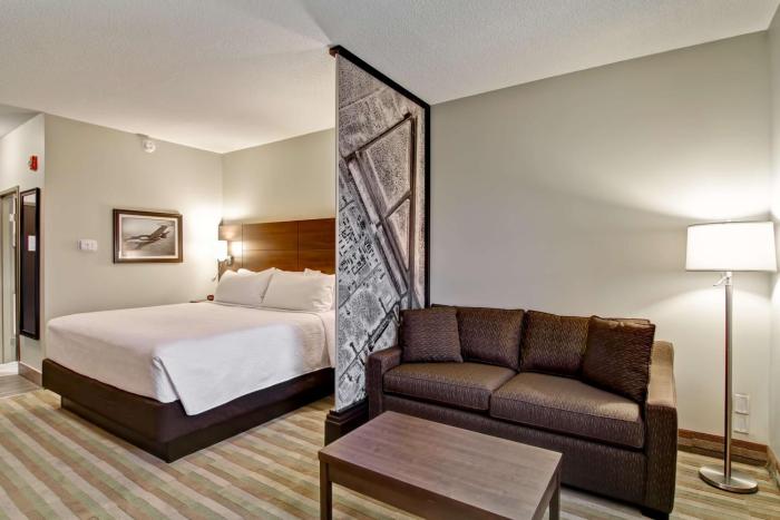 Best Western London Airport Inn & Suites