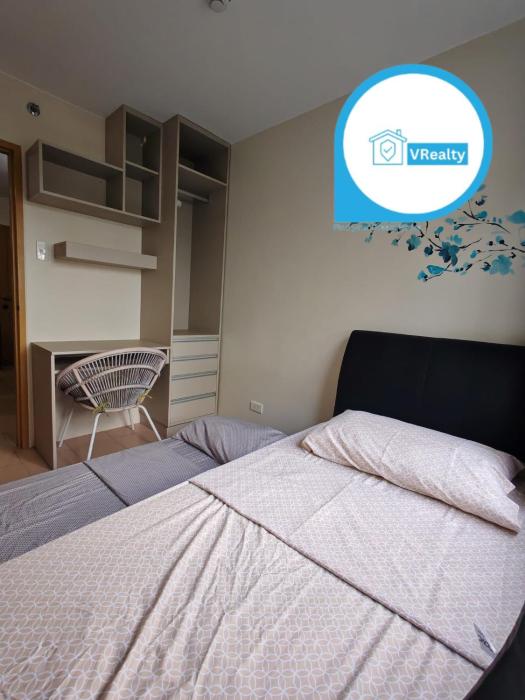 2 Bedroom Fully Furnished Condo Unit