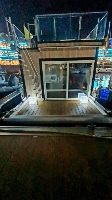 Barco-Apartamento en el Náutico de Vigo