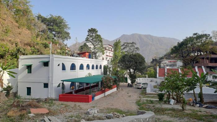 Swami Samarpan Ashram