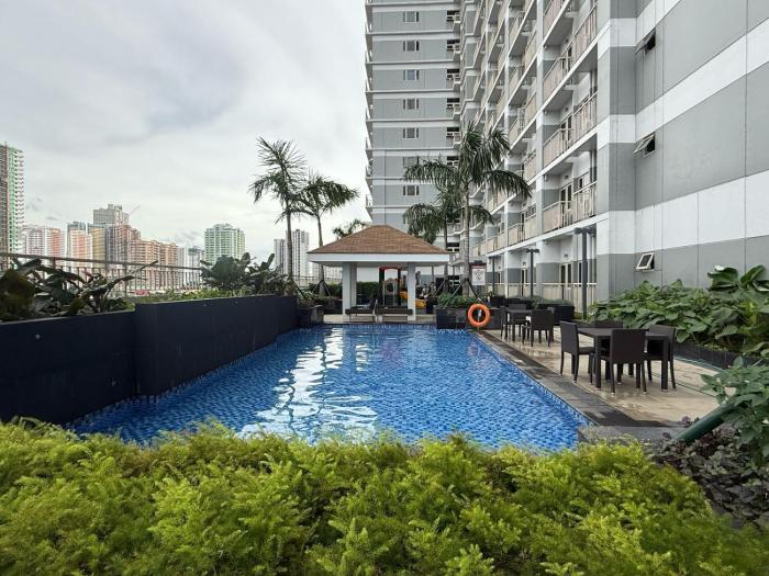 2 Br Condo Apartment near PICC, CCP, WTC & Star City at Coast Residences, Pasay City