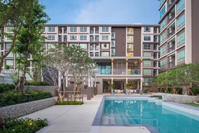 Prime Location in Hua Hin, 350 Meters from Beach